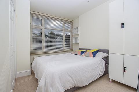 22 Grange Road, West Molesey, KT8 2PP