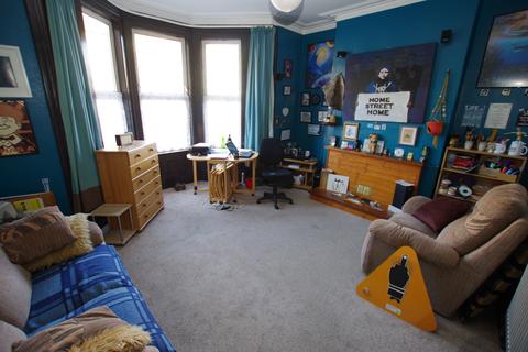 Flat 1, 32 Ashcombe Road, Weston-super-mare, BS23 3DY