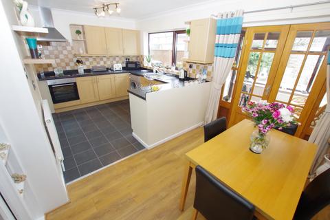 25 Brangwyn Square, Weston-super-mare, BS22 6HU