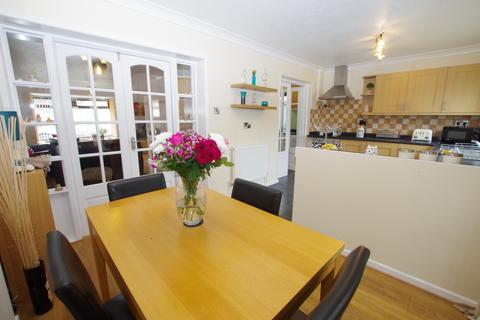 25 Brangwyn Square, Weston-super-mare, BS22 6HU