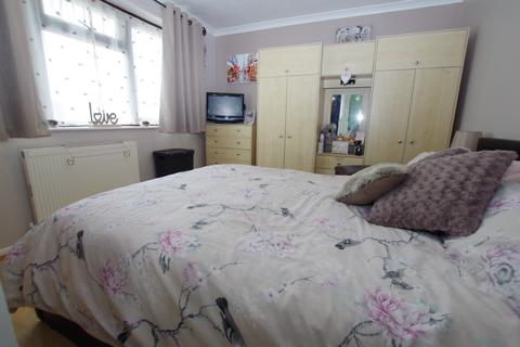 25 Brangwyn Square, Weston-super-mare, BS22 6HU
