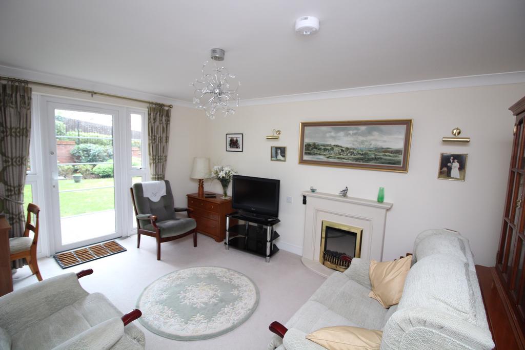 Silver Street, Nailsea, North Somerset, BS48 1 bed property for sale