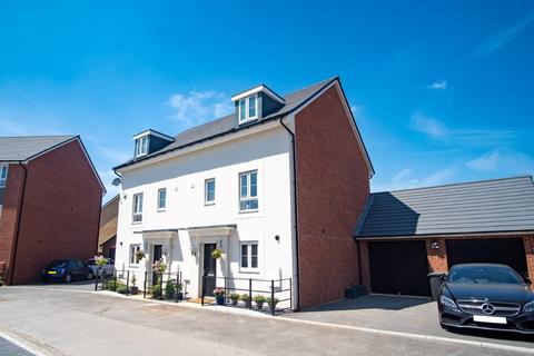 12 Front Home Close, Patchway, Bristol, BS34 5TY