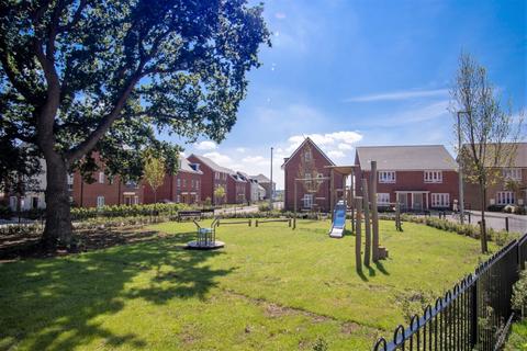 12 Front Home Close, Patchway, Bristol, BS34 5TY