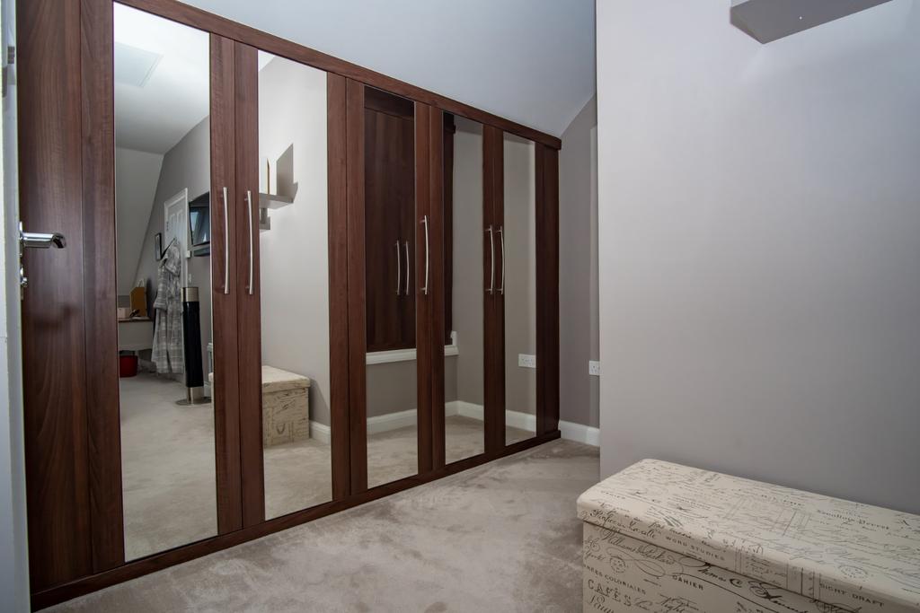Bedroom 1 Dressing A