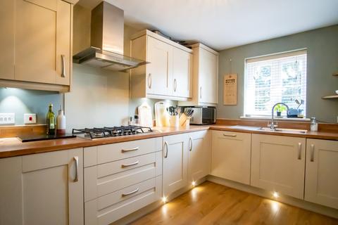 12 Front Home Close, Patchway, Bristol, BS34 5TY