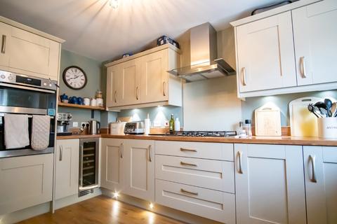 12 Front Home Close, Patchway, Bristol, BS34 5TY