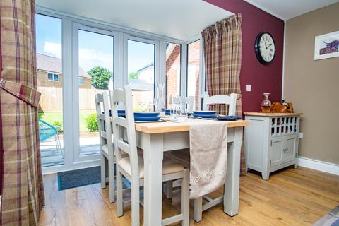 12 Front Home Close, Patchway, Bristol, BS34 5TY