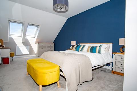 12 Front Home Close, Patchway, Bristol, BS34 5TY