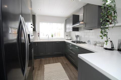 9 Falcon Drive, Patchway, Bristol, BS34 5RD