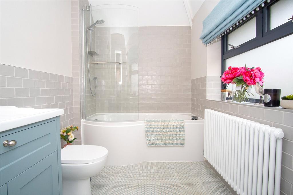 Master En-Suite