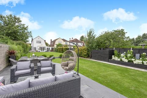 92 Pickhurst Lane, Bromley, BR2 7JD