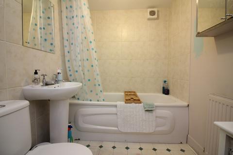 Flat 4, Fairlawns, 2 Battery Road, Portishead, Bristol, BS20 7HP