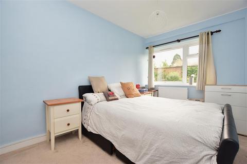 2, Monks Court Monks Walk, Reigate, RH2 0SR