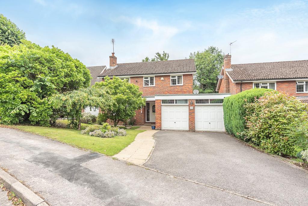 Ashlea Road, Chalfont St Peter, Gerrards Cross 4 bed detached house £