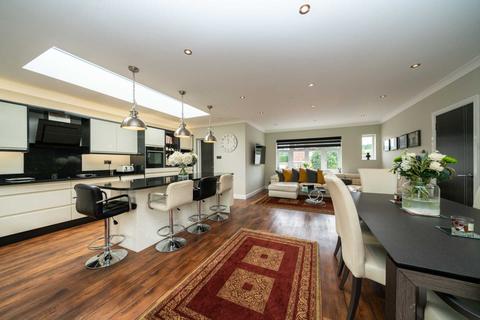 9 Achilles Close, Hemel Hempstead, HP2 5QA