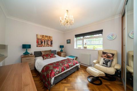 9 Achilles Close, Hemel Hempstead, HP2 5QA