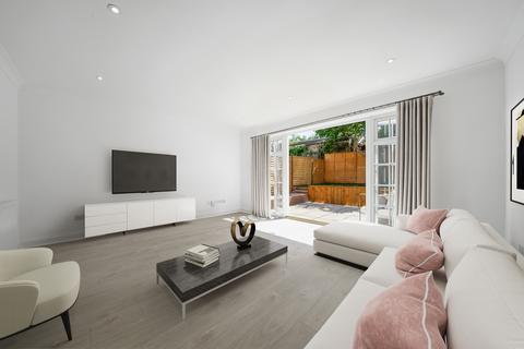 36 Bishops Road, London, W7 2NY