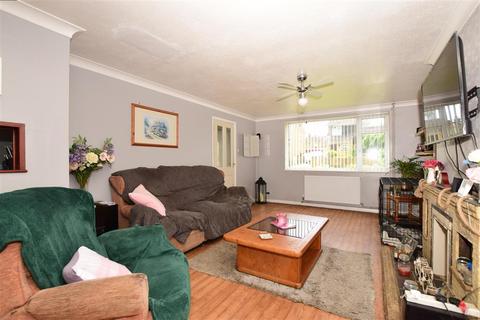 11 Chichester Close, Ashford, TN23 4QB