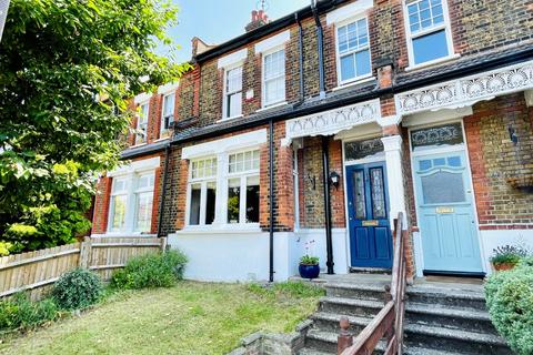 25 Cleanthus Road, London, SE18 3DE