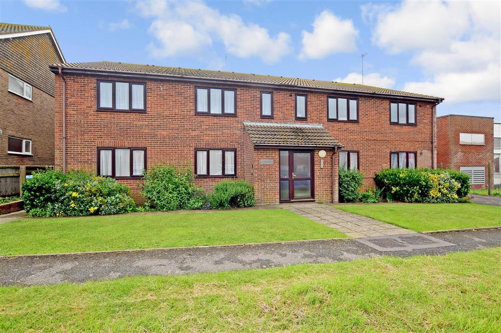 Cavell Avenue, Peacehaven, East Sussex 1 bed flat £210,000