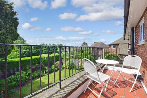 48 Green Curve, Banstead, SM7 1NY