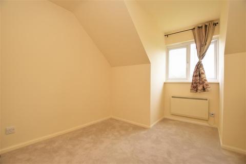 7 Abbots Rise, Redhill, RH1 1LL