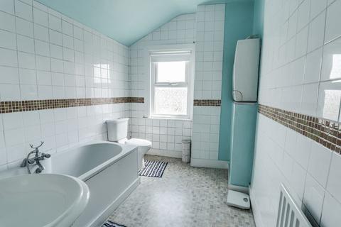 17 Hone Street, Rochester, ME2 3AF