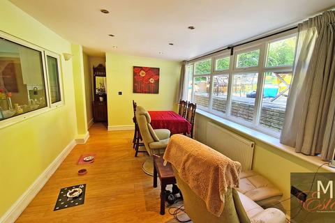 63 Church Way, South Croydon, CR2 0JU