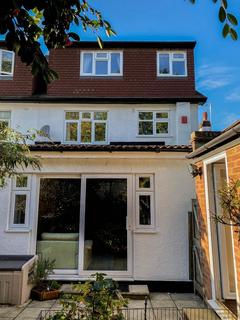 17 Weald Close, Brentwood, CM14 4QU