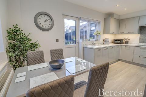2 bedroom end of terrace house for sale, Pondfield Lane, Brentwood, CM13