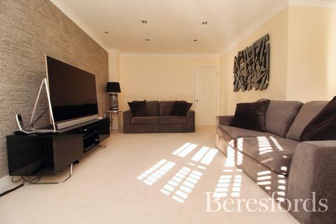 39 Greensleeves Drive, Warley, Brentwood, CM14 5WD
