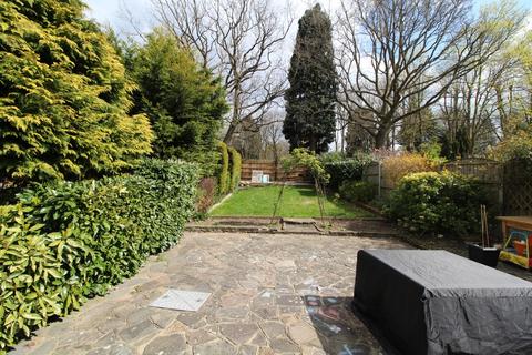 15 Weald Close, Brentwood, CM14 4QU