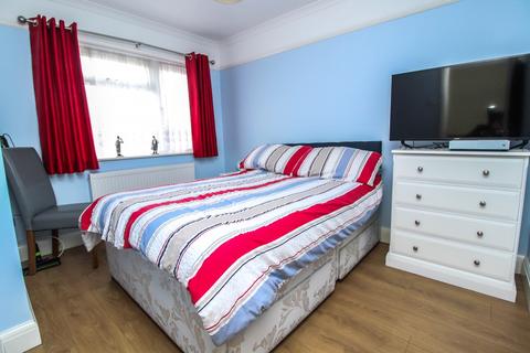 27 Westbourne Drive, Brentwood, CM14 4PH