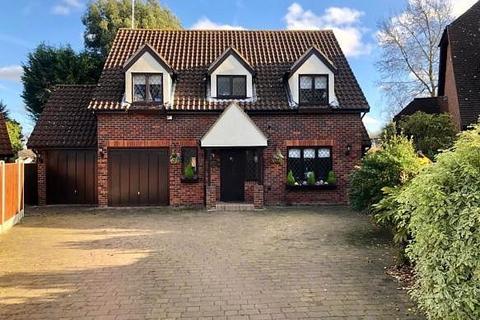 22 Juniper Close, Billericay, CM11 1BY