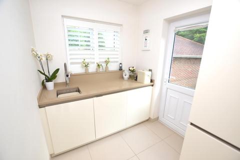 25 Britannia Close, Billericay, CM11 1AQ