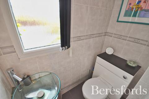 1 Foxhunter Walk, Billericay, CM11 1DZ