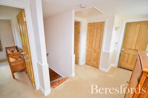 4, Brook Cottage Laindon Common Road, Little Burstead, Billericay, CM12 9TA