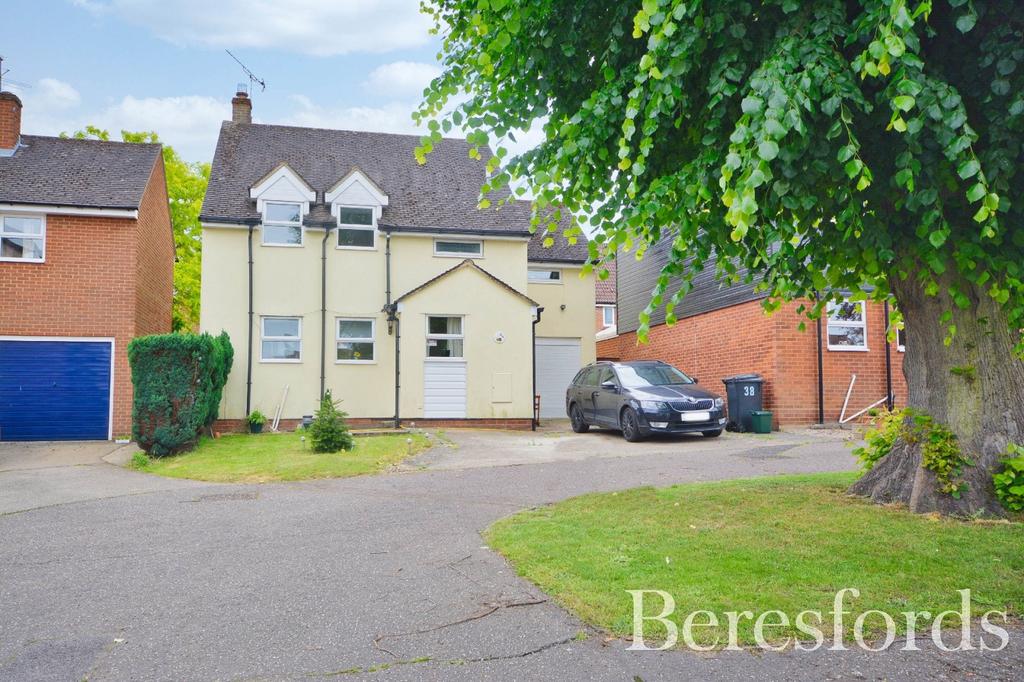 Rana Drive, Braintree, CM7 4 bed detached house £375,000
