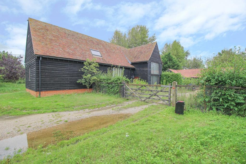 Cust Hall Barn, Gainsford End Road, CO9 4 bed detached house £900,000