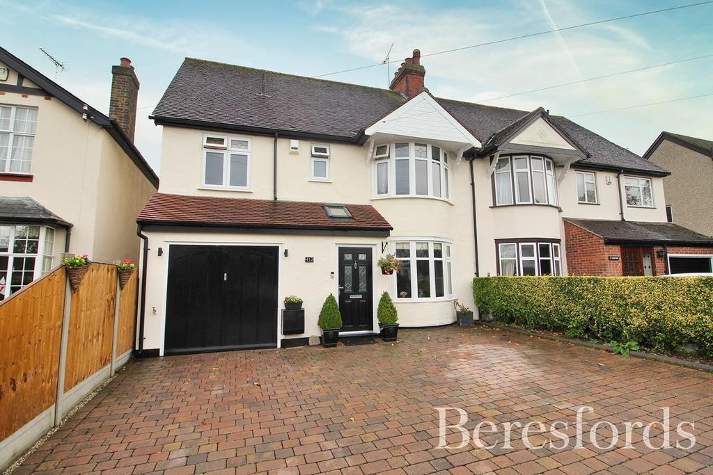 Baddow Road, Great Baddow, Cm2 4 Bed Semi-detached House - £637,000