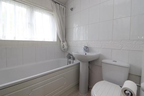 70 Molrams Lane, Great Baddow, Chelmsford, CM2 7AJ