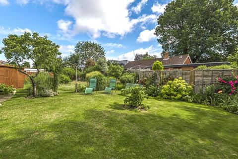 Redehurst Knoll Road, Godalming, GU7 2EJ
