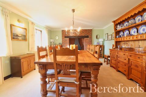 Toad Hall Bran End, Stebbing, Dunmow, CM6 3RT