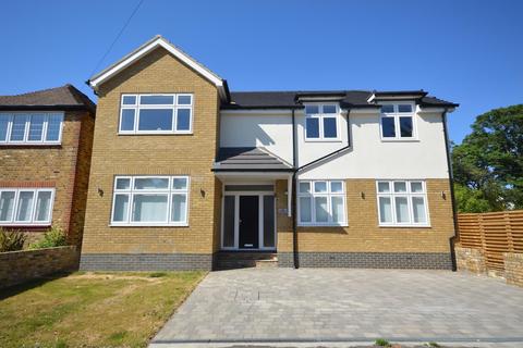 35 Park Drive, Romford, RM1 4LH