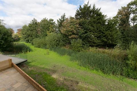 35 Park Drive, Romford, RM1 4LH