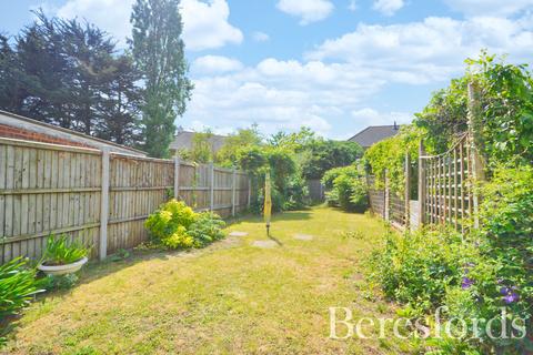 17 Great Cullings, Rush Green, Romford, RM7 0YJ