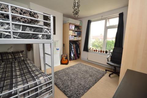 73 Rose Glen, Romford, RM7 0SL