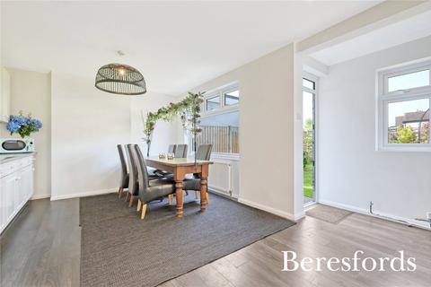 67 Helmsdale Road, Romford, RM1 4DN