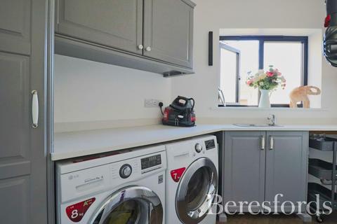 17 Marshalls Road, Romford, RM7 7EL